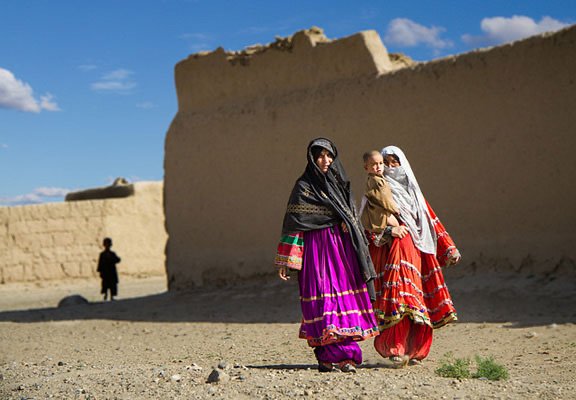 Afganistan’da Kadınların Park ve Lunaparklara Girişi Yasaklandı